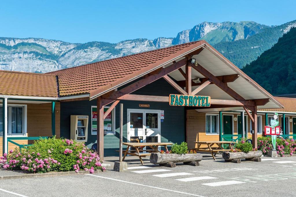 Fasthotel Thônes Zewnętrze zdjęcie