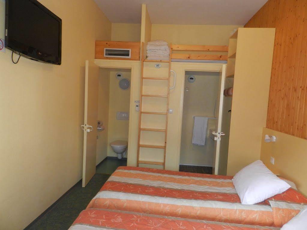 Fasthotel Thônes Zewnętrze zdjęcie