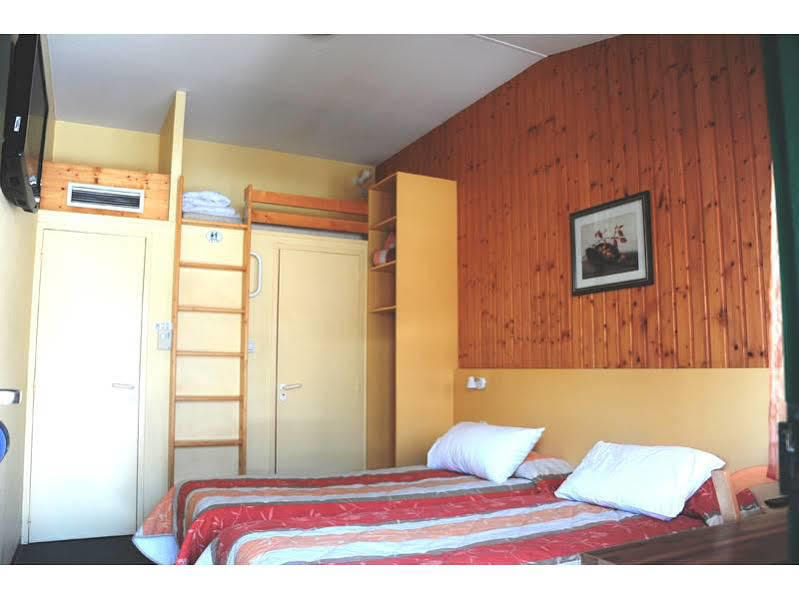 Fasthotel Thônes Zewnętrze zdjęcie